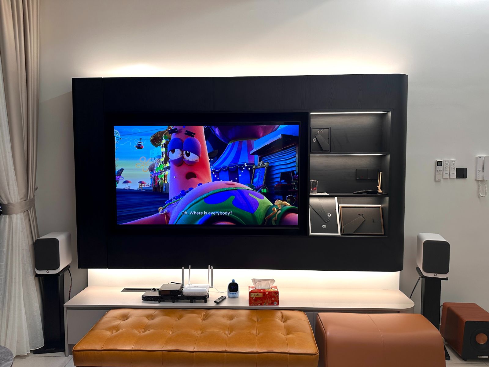 TV Consoles & Feature Walls
