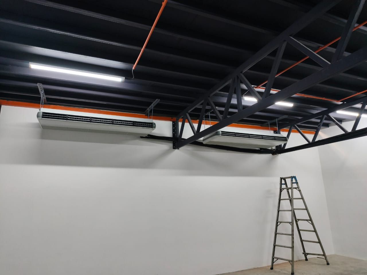 Install Ceiling Exposed At Ace Pharmacy Sg Buloh Factory