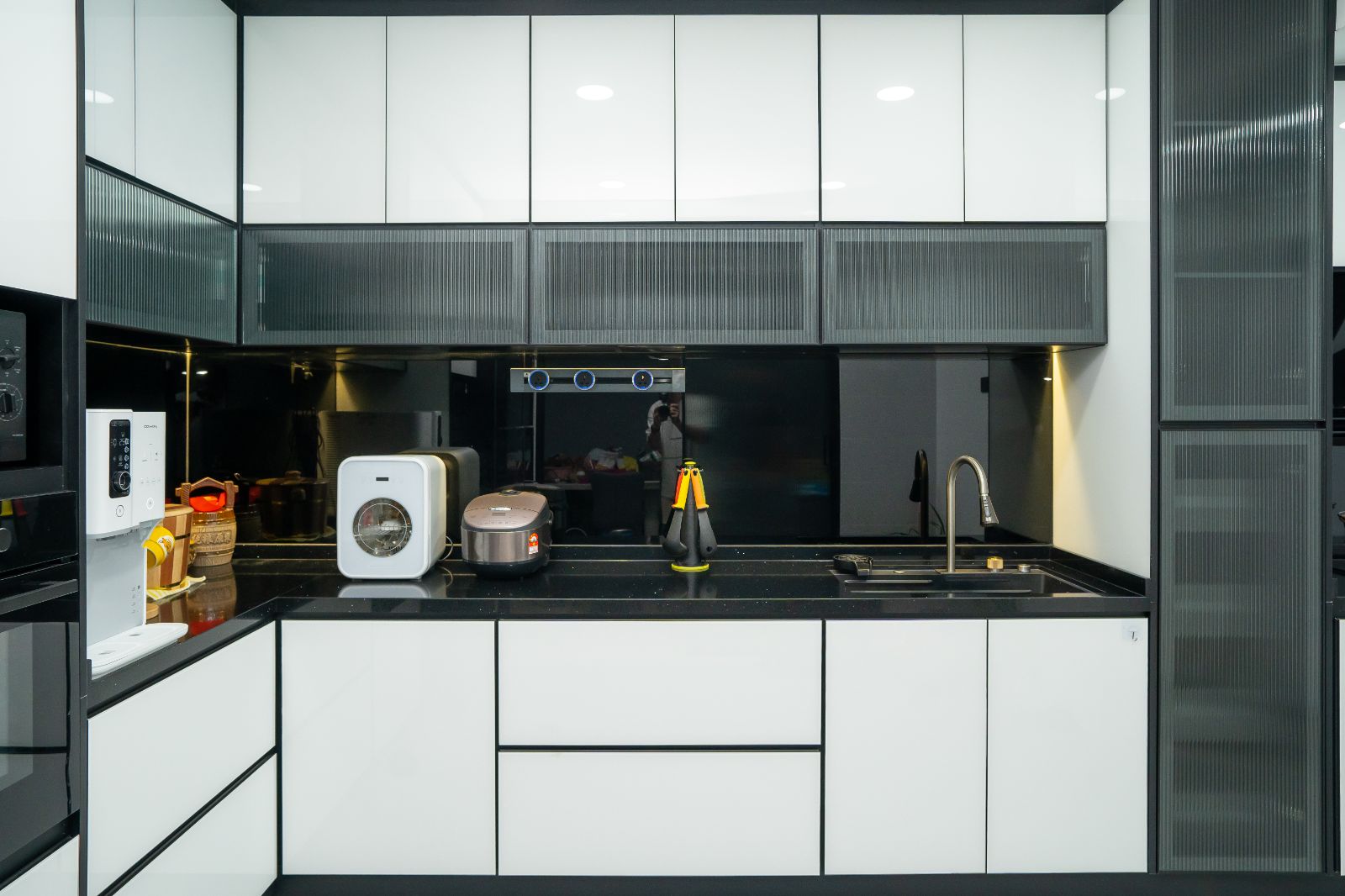 Kitchen Cabinet (Customer House Actual Photo)