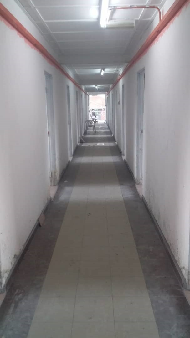 Pemasangan Jubin Di Kolej Jebat, UiTM Cawangan Melaka Kampus Alor Gajah, Lendu, 78000 Alor Gajah, Melaka.
