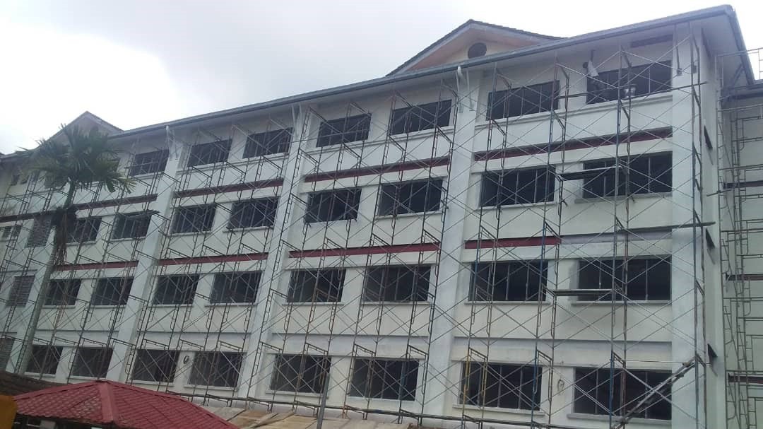 Pemasangan Jubin Di Kolej Jebat, UiTM Cawangan Melaka Kampus Alor Gajah, Lendu, 78000 Alor Gajah, Melaka.