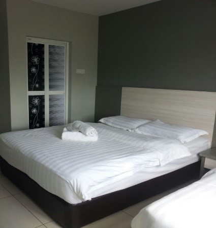 Pengubahsuaian Rumah Kedai Kepada Budjet Hotel Di Simpang Empat Alor Gajah Melaka.