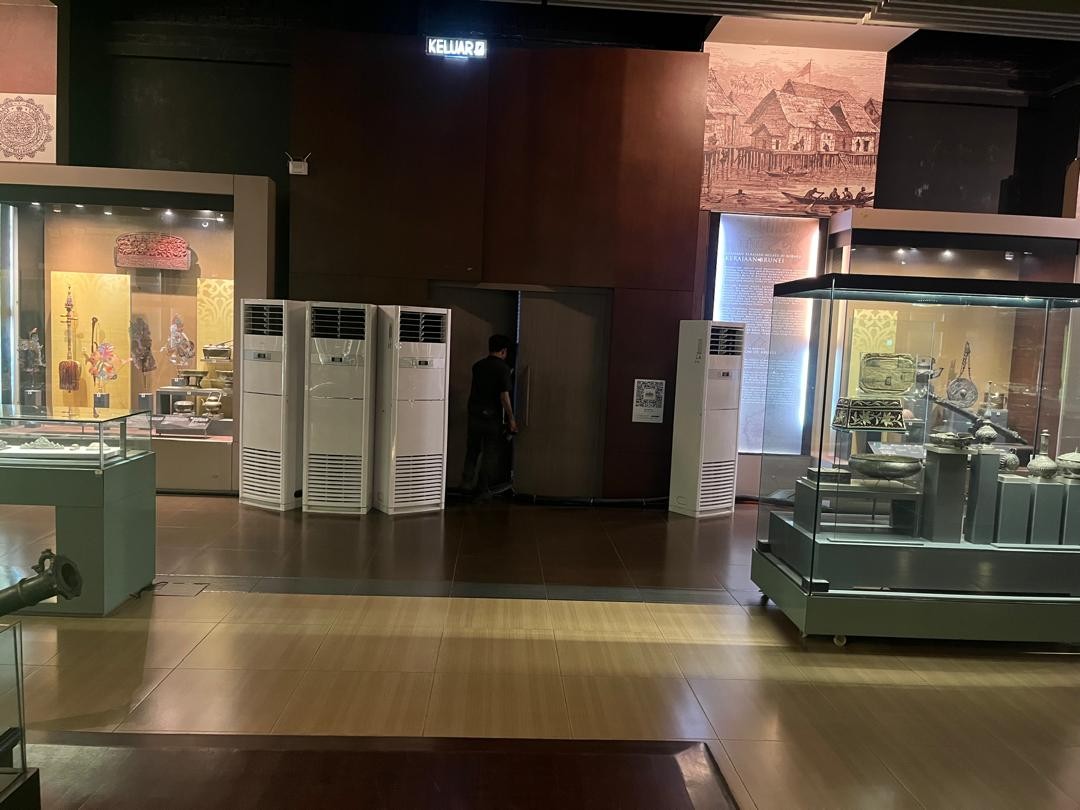 Keep Cold And Cool At Muzium Negara
