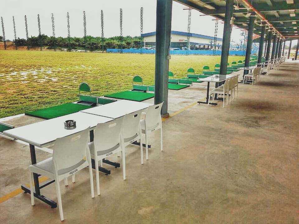 GOLF CLUB