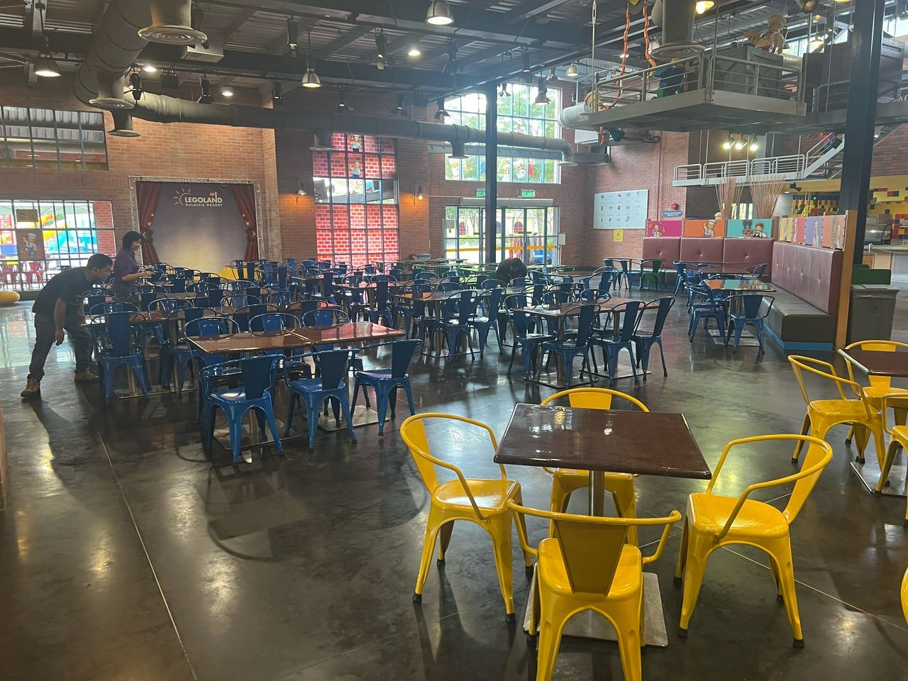 MAMAK TABLE