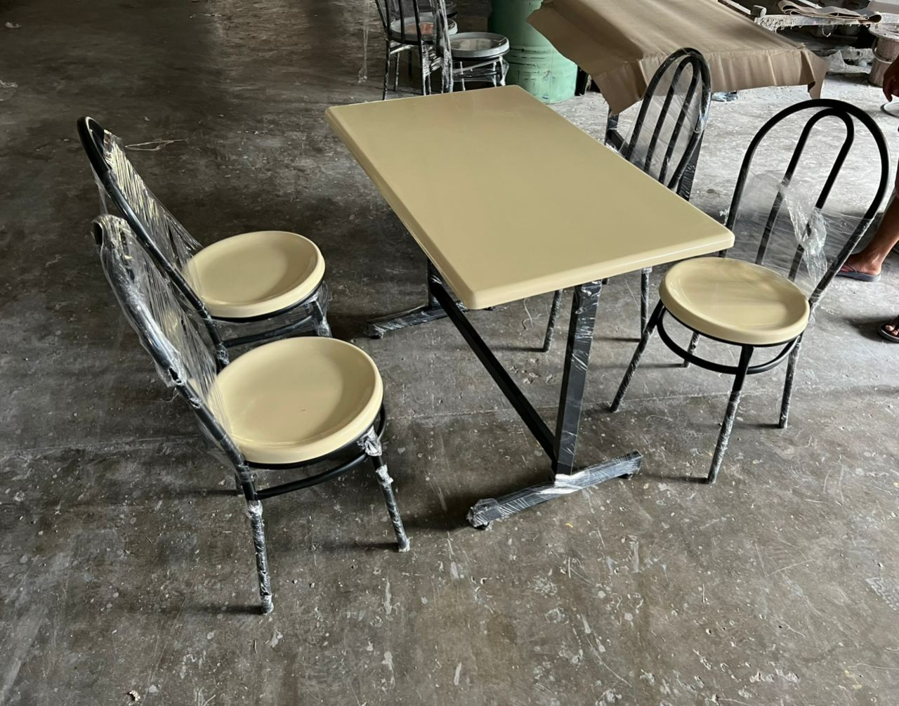 MAMAK TABLE