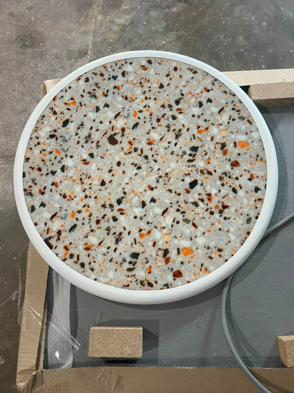 TEXTURE TABLE TOP