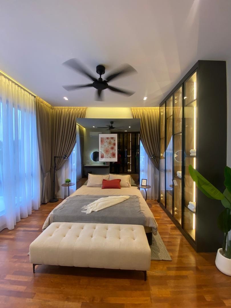 Casablanca 4 - Master Bedroom 