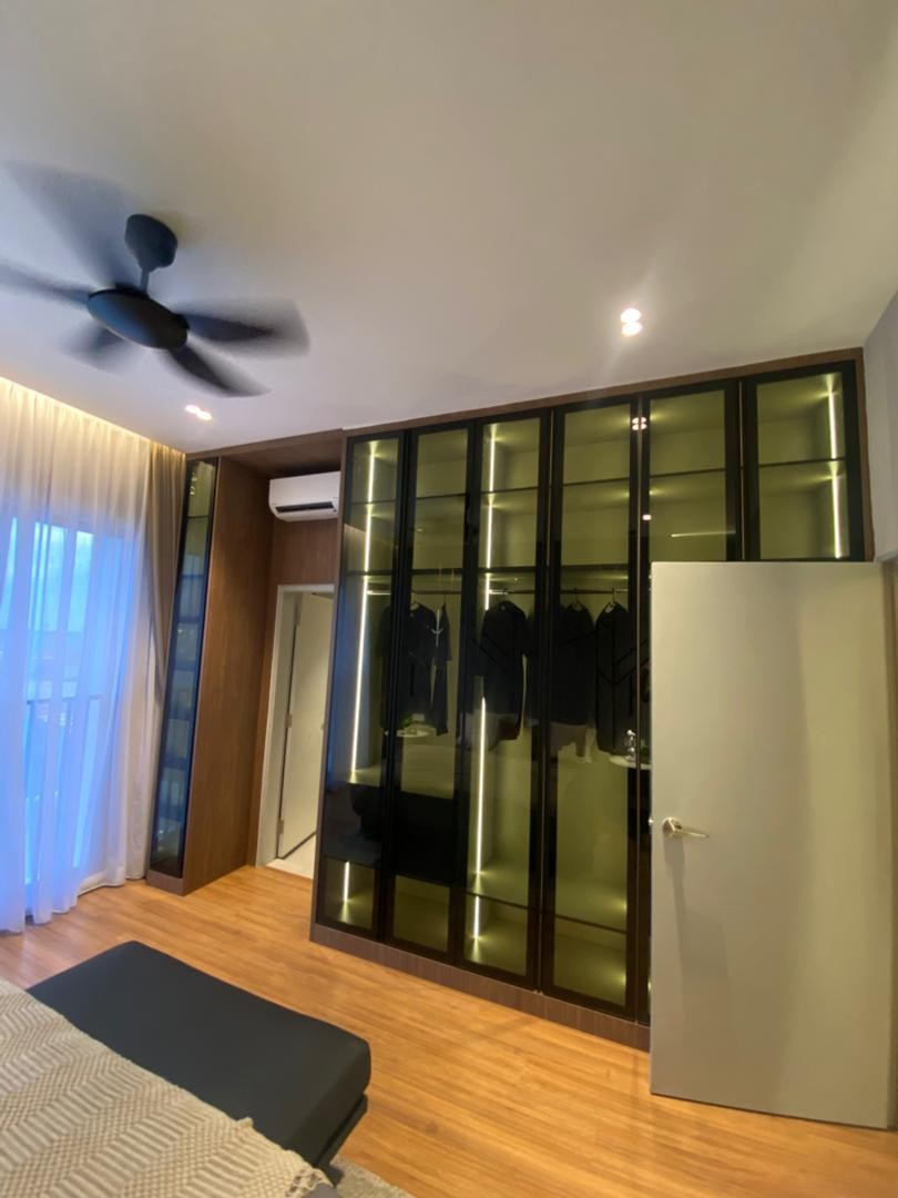 Ferrous 3 - Master Bedroom