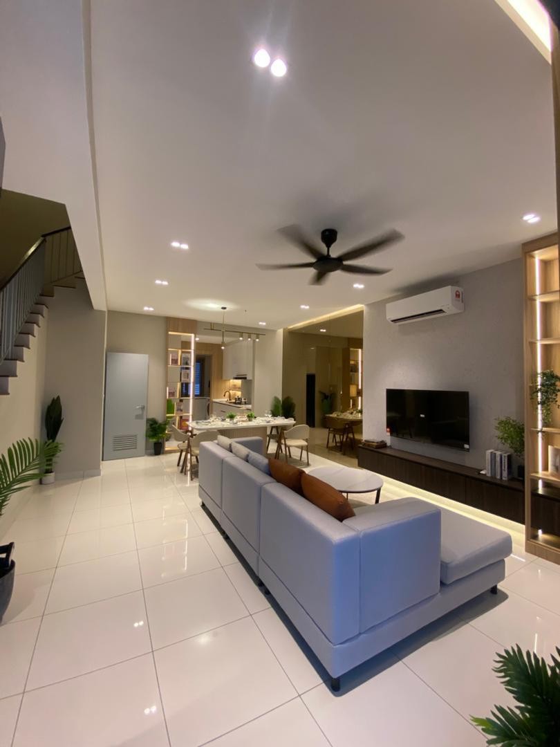 Ferrous 3 - Living & Dining