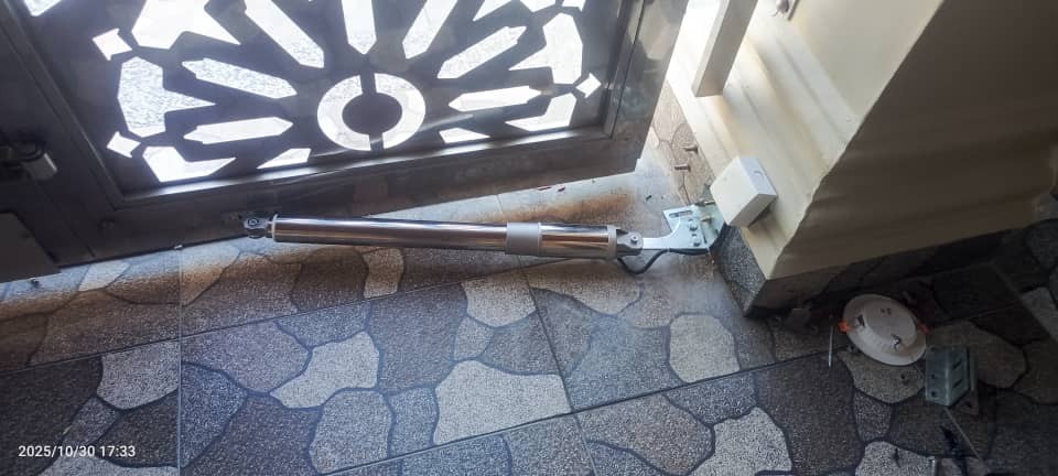 MOX01 Stainless Steel Arm Type Autogate