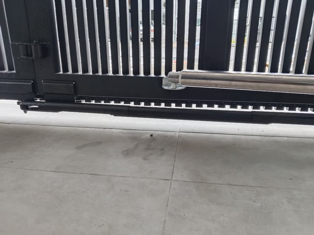Autogate Stakan Perdana Kota Samarahan MOX07 Auto Gate 