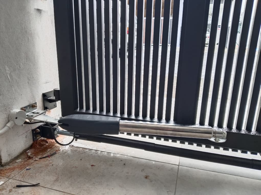 Autogate Stakan Perdana Kota Samarahan MOX07 Auto Gate 