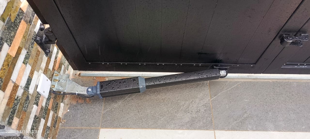Autogate Taman Bestari Indah Ulu Tiram MOX03 Auto Gate 