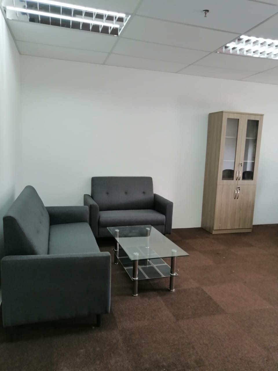 Supply & Install Roller Blinds, Carpet & Workstations @Pejabat Ketua Pengawai Keselamatan IDCC