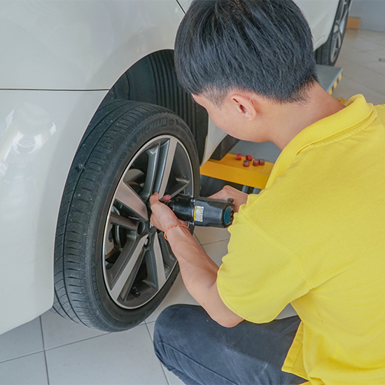 Car Tyre Service Kulai, JB, Sport Rim Supplier Johor Bahru 